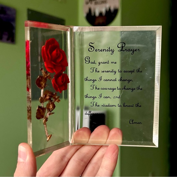 VTG Serenity Prayer Glass Encased Faux Floral Rose Cottagecore Glassware Art - Picture 7 of 7